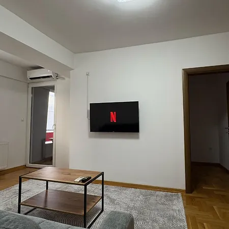 Dream Home-modern,familyheaven,bus Station Apartment