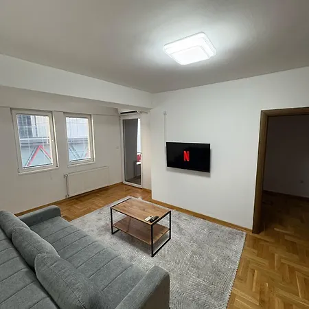 Dream Home-modern,familyheaven,bus Station Apartment *