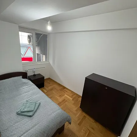 Dream Home-modern,familyheaven,bus Station Apartment