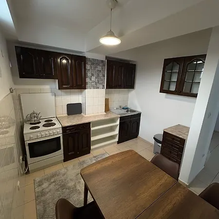 Dream Home-modern,familyheaven,bus Station *