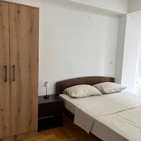 Dream Home-modern,familyheaven,bus Station Apartment Skopje